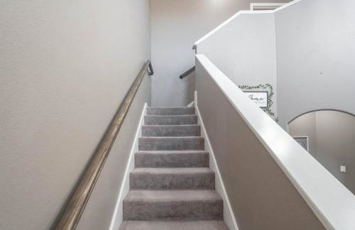 Sunset Retreat, Clean Modern 3BR, Garage, Near 191 - Foto 53