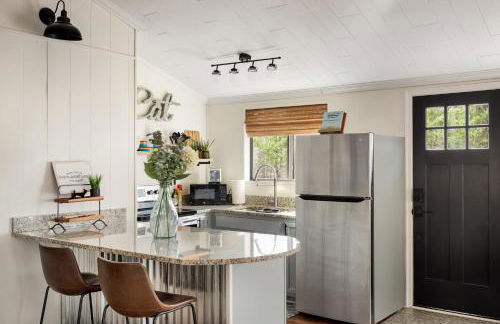 Cabin w hot tub & fire pit - Foto 8