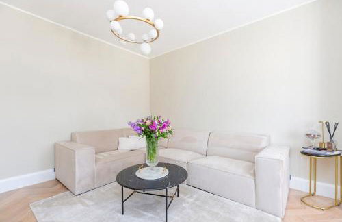 Detached Modern 3 Bedroom House - Photo 9