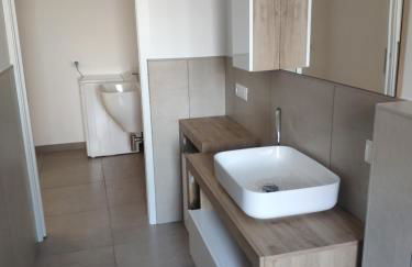 Torino Cozy Lodge - Photo 8