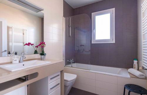 Sunny Apt Barcelona 22 - Foto 6