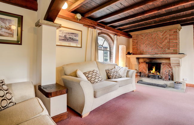 Holiday Cottages and North Star Apartment - Photo 17