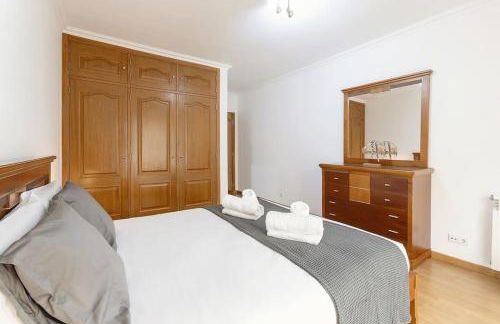 Casa das Grutas - Spacious villa with private parking - Photo 27