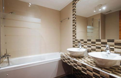 Puerta del Príncipe - Free Parking - Foto 19