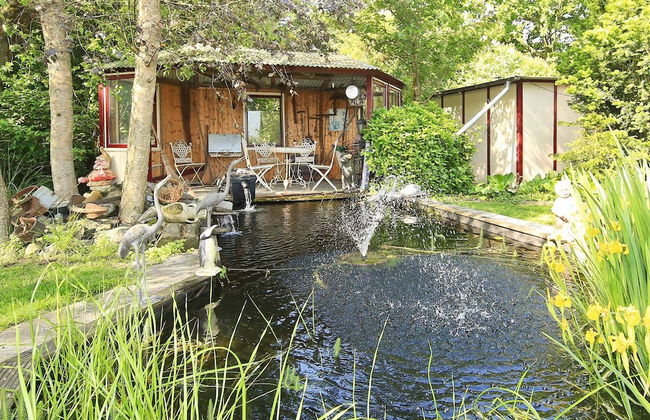 Characteristic Country House With Wellness - Foto 32