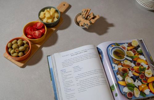 Modern Villa San Martino Heated Pool, Jacuzzi & Privacy - Foto 8