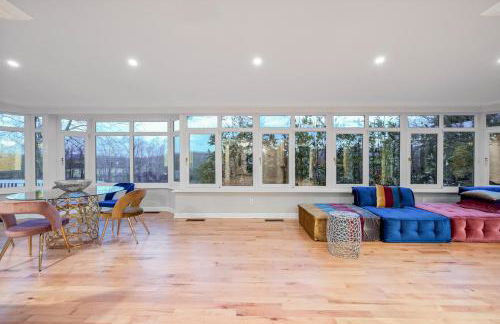 Huge Retreat w Alaska King, Pool & Jacuzzi Tub Indoor - Foto 71