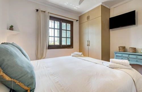 La IBICENCA & JACUZZI by XimoApartments - Photo 22