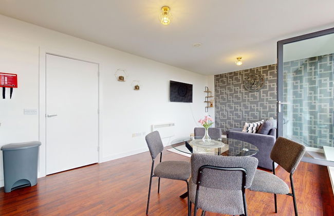 Basildon - 2 Bed Flat - Sleeps 5 - Near Station - Foto 22