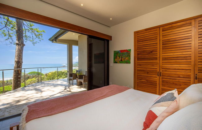 Luxe 4 Bdrm Villa w Epic Oceanview Infinity Pool - Foto 24