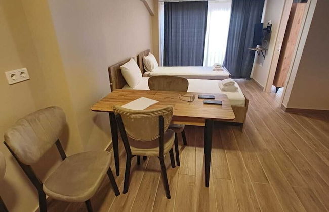 Hotel Majestik - Photo 28