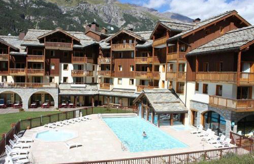 Résidence Les Alpages 4 étoiles - Appartement 4 personnes - Piscine, Hammam, Sauna, Jacuzzi - ValCenis 73480 - Foto 14