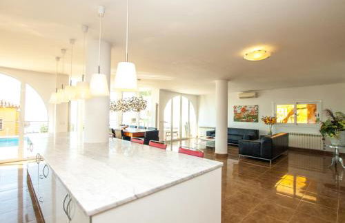 Villa Gaudí by Interhome - Foto 2