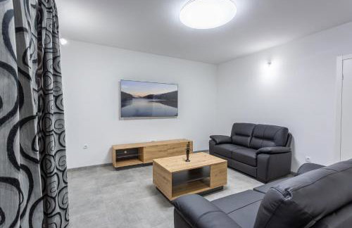 Secluded house - guaranteed privacy - heated pool - Photo 28