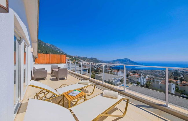 Villa Lumiere 3 Luxurious 5 bed Villa in Kiziltas Kalkan With sea Views - Photo 28