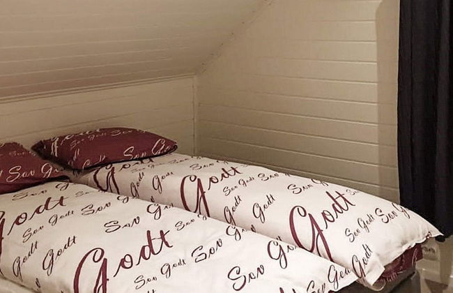 8 Person Holiday Home in Svelgen - Foto 3