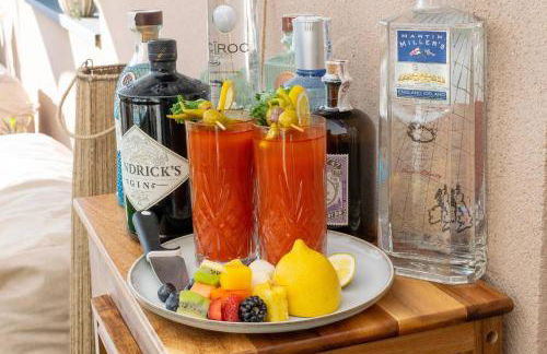 Penthouse with Private Terrace & Pool Access - Foto 11