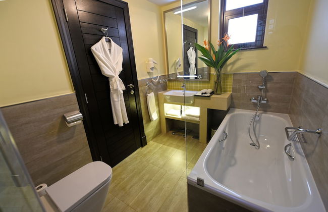 Mestil Hotels & Residences - Photo 32