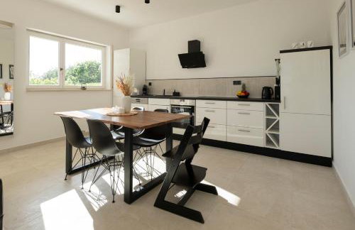 Apartments Silvana by EL-PI TOURS - Foto 2