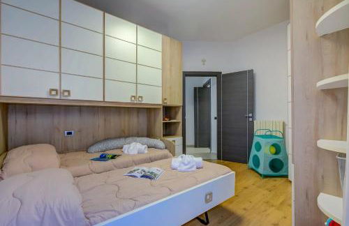 Asia Apartment Laveno Center - Happy Rentals - Photo 22