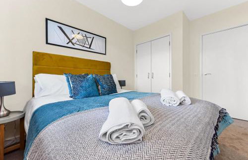 2 Bed Penthouse Suite in central MK - Foto 5