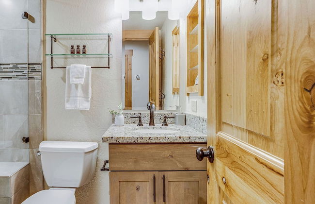 Arroyo by Avantstay Peaceful Mountain Townhouse w/ Large Private Balcony - Foto 39