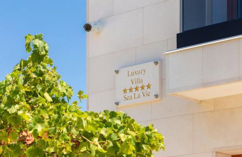 Luxury Villa Sea La Vie with Pool Near Sibenik - Photo 77