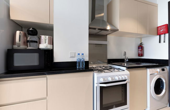 Waves - Elegant 28th Floor Studio in Carson A, Damac Hills - Photo 10