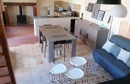 CHEZ LOLO Maison chaleureuse avec cheminée - Foto 5