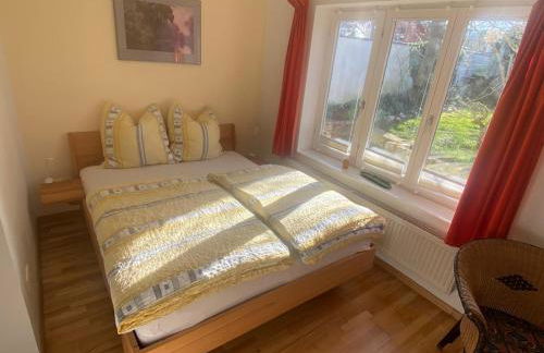 Häuschen mit Gartenblick - Foto 3