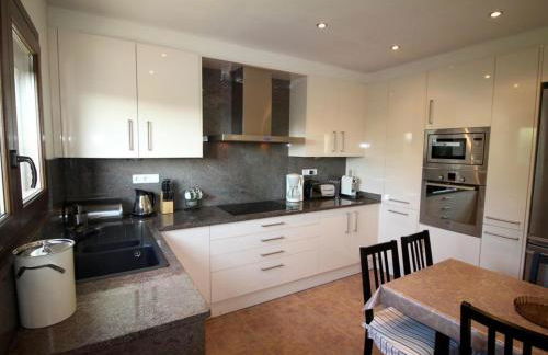 CASA WENDY. Casa con vistas y piscina en plena naturaleza - ES-258-71 - Foto 8