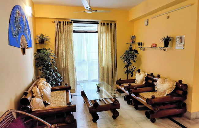Cozy Guwahati Apartment With City & Mountain Views - Photo 1