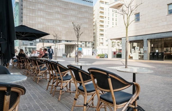 Cosy 1BR Penthouse With Terrace, Great Location - Foto 14