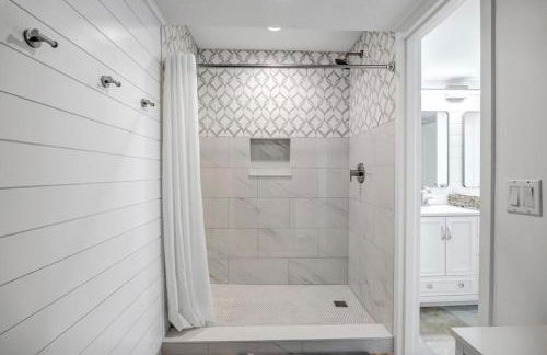 Oceanfront Penthouse Paradise - Foto 26