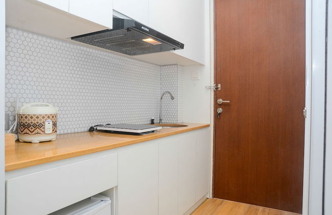 Best Studio Room with Wall Bed Tifolia Apartment - Foto 7