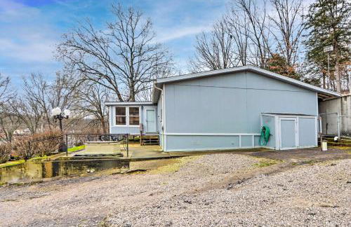 8 Mi to Beach Lake-View Haven in Linn Creek! - Foto 32