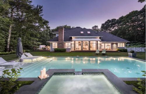 Bull Path Manor by Rove Travel - Luxe Home with Pool & Hot Tub - Foto 1