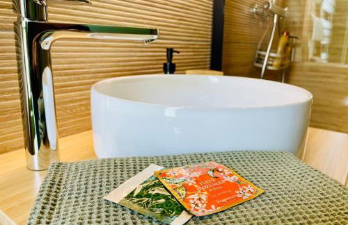 Maison et Jardin Le 14 à Auxerre - Confort et Détente - Foto 29