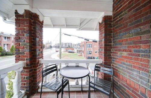 Elegant 1BR King Condo, Elizabeth-Plaza Midwood - Foto 10