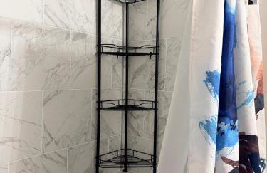 Brand New 4BR Near Downtown and Lucas Oil Stadium - Photo 45