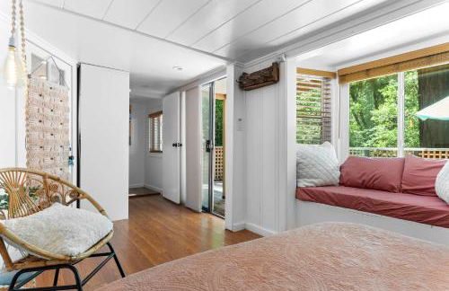 Redwood Cabin with Hot Tub Canyon View and Dogs OK - Foto 22