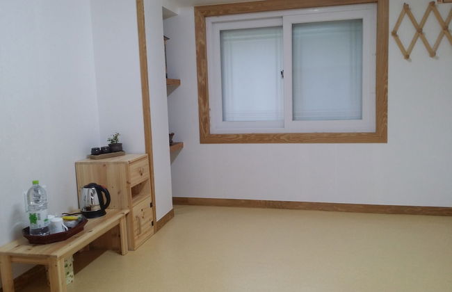 Moonlight House - Photo 2