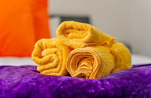 Birmingham Apt-sleeps 4-walk to City Centre-pets - Foto 84