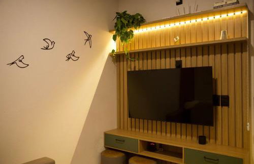 Refúgio na Lapinha com dois chalés, ideais para casal, família ou pequeno grupo de amigos, com acesso privativo à lagoa, caiaques e quadra de beach tennis - Foto 55