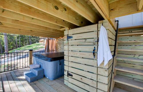 Gorgeous Cabin Great for Groups or Families with Jacuzzi, Fire Pit and Views in Alabama - Foto 28