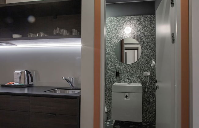 Resume Apartments - Photo 40