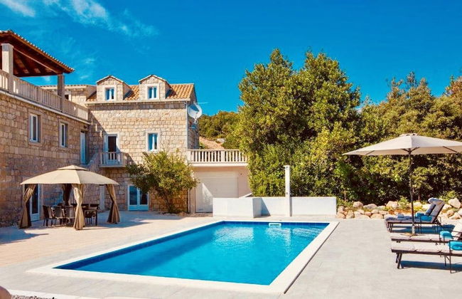 Beautiful 4-bed Villa for up to 10 Guests - Foto 12