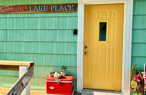 UncleLarry's Lake Place, Sleeps 10 & Hot Tub - Foto 6