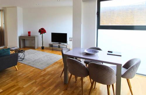 London Bridge – Tooley St by Viridian Apartments - Photo 49