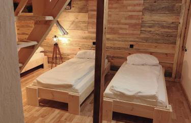 Osada Brzeziny - 25 minut od Warszawy - sauna, balia z jacuzzi, basen, altana, grill, ogród, ognisko - Foto 20
